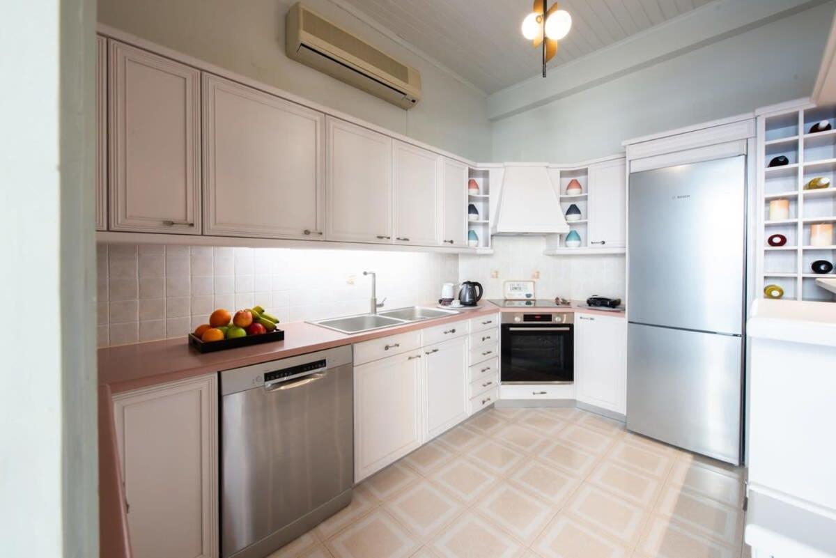 Dolce Favola Nomad Casa - Kalamata'S City Getaway Eksteriør billede